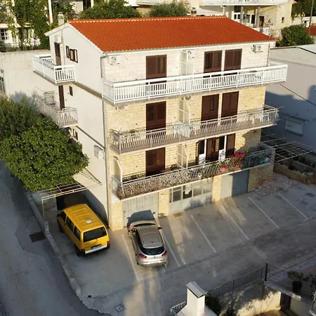 Apartment Duvnjak *
