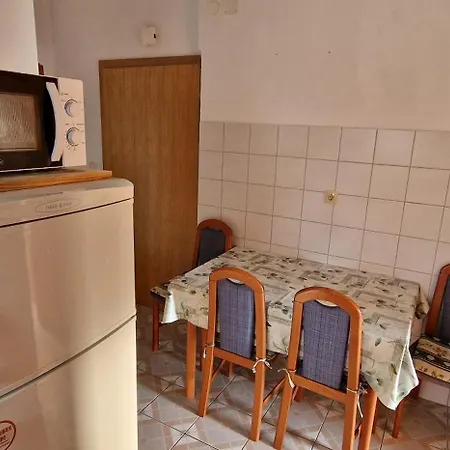 Duvnjak * Omis